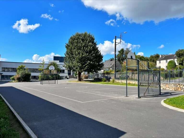 NOUVEAUX EQUIPEMENTS SPORTIFS Decouvrez en images nos nouveaux equipements 1 1361530652646461 - Le Relecq-Kerhuon Brest